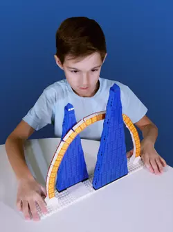 СОБЕРИ стелу "Полярный круг", Салехард. Конструктор 1