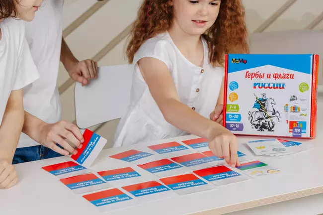 Настольная игра Мемо. Гербы и флаги России 11